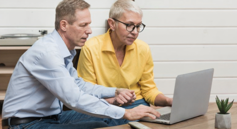 Simple by Design: The Easiest-to-Use Software for Seniors Who Want to Stay Connected, Creative & Confident